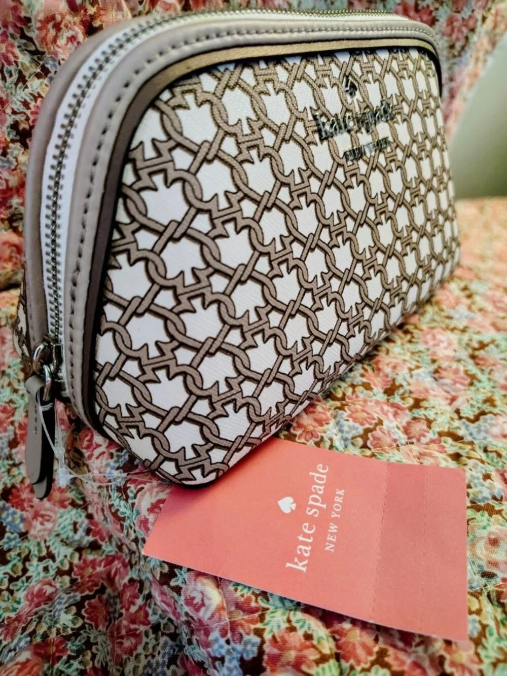 NWT kate spade makeup pouch bag MSRP $69